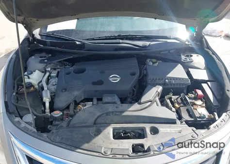 2015 Nissan Altima 2.5 S z USA, uszkodzony, nr VIN 1N4AL3AP7FN313010